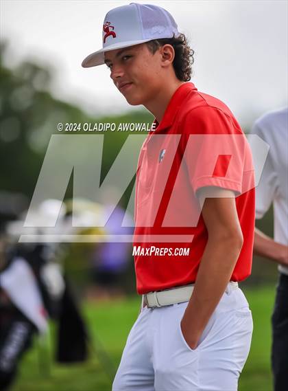 Thumbnail 2 in UIL 2A Golf Finals photogallery.