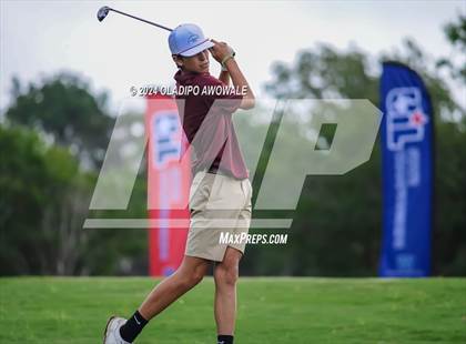 Thumbnail 1 in UIL 2A Golf Finals photogallery.