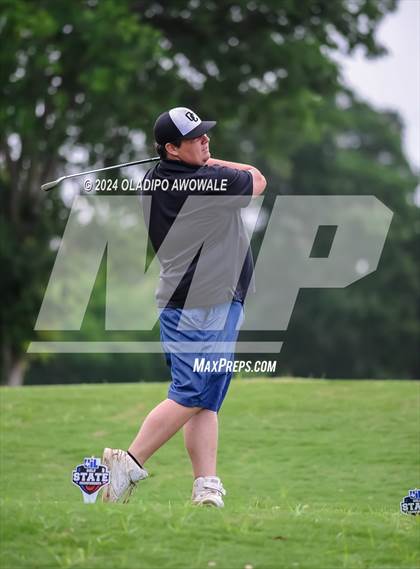 Thumbnail 1 in UIL 2A Golf Finals photogallery.