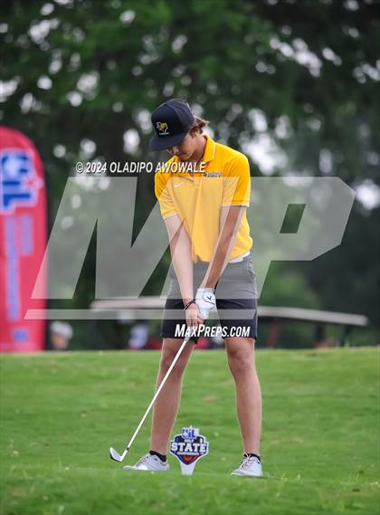 Thumbnail 3 in UIL 2A Golf Finals photogallery.