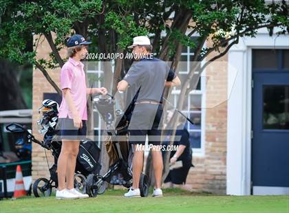 Thumbnail 2 in UIL 2A Golf Finals photogallery.