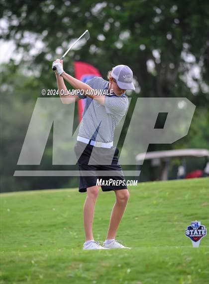 Thumbnail 1 in UIL 2A Golf Finals photogallery.