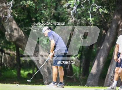 Thumbnail 2 in UIL 2A Golf Finals photogallery.