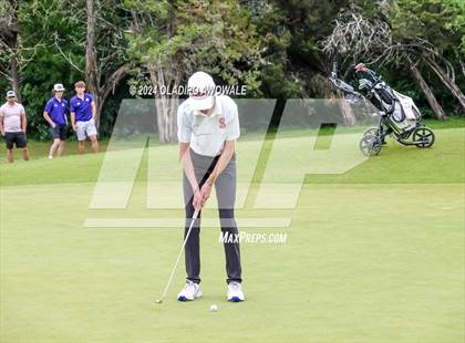 Thumbnail 3 in UIL 2A Golf Finals photogallery.