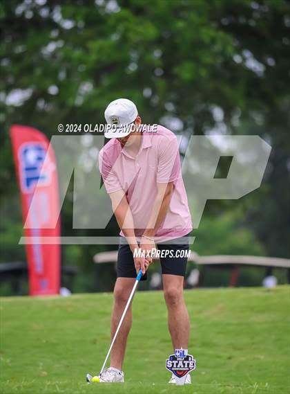 Thumbnail 2 in UIL 2A Golf Finals photogallery.