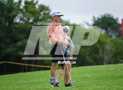 Thumbnail 2 in UIL 2A Golf Finals photogallery.