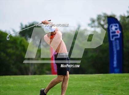Thumbnail 1 in UIL 2A Golf Finals photogallery.