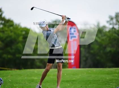 Thumbnail 3 in UIL 2A Golf Finals photogallery.