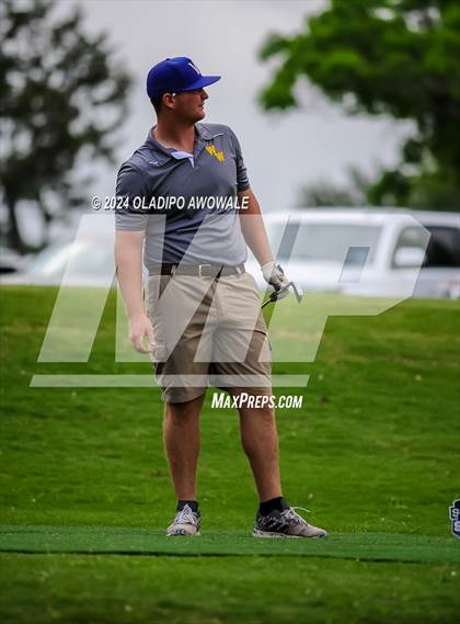 Thumbnail 2 in UIL 2A Golf Finals photogallery.