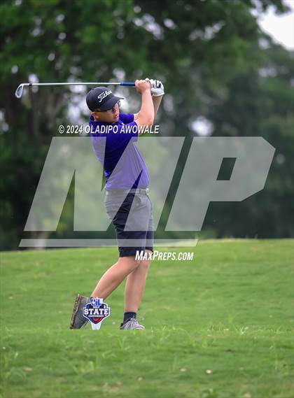 Thumbnail 2 in UIL 2A Golf Finals photogallery.