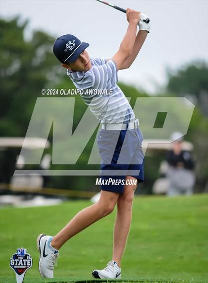 Thumbnail 3 in UIL 2A Golf Finals photogallery.