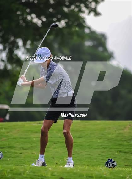Thumbnail 3 in UIL 2A Golf Finals photogallery.