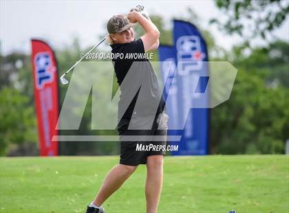 Thumbnail 2 in UIL 2A Golf Finals photogallery.