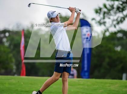 Thumbnail 2 in UIL 2A Golf Finals photogallery.