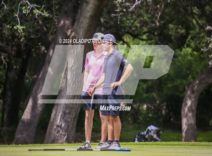 Thumbnail 3 in UIL 2A Golf Finals photogallery.