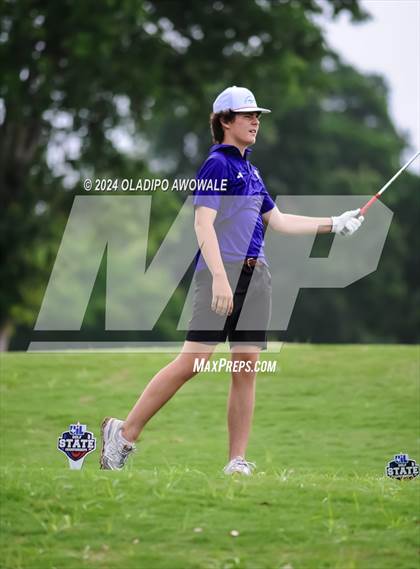 Thumbnail 2 in UIL 2A Golf Finals photogallery.