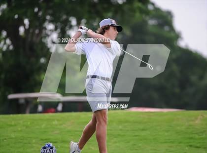 Thumbnail 1 in UIL 2A Golf Finals photogallery.