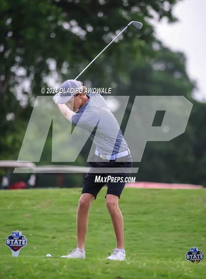 Thumbnail 2 in UIL 2A Golf Finals photogallery.