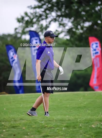 Thumbnail 2 in UIL 2A Golf Finals photogallery.