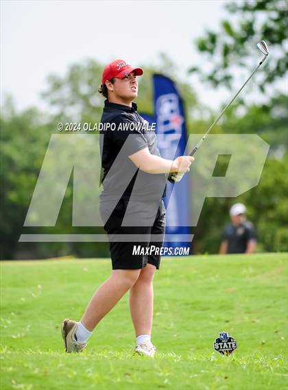 Thumbnail 2 in UIL 2A Golf Finals photogallery.