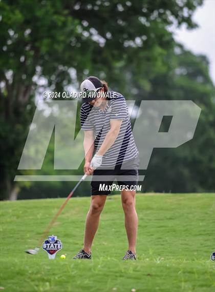 Thumbnail 2 in UIL 2A Golf Finals photogallery.
