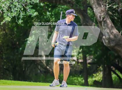 Thumbnail 3 in UIL 2A Golf Finals photogallery.