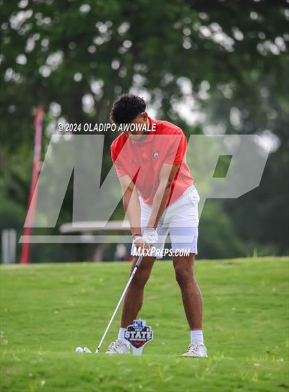 Thumbnail 2 in UIL 2A Golf Finals photogallery.