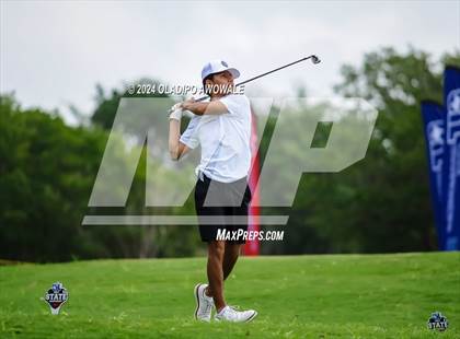 Thumbnail 2 in UIL 2A Golf Finals photogallery.