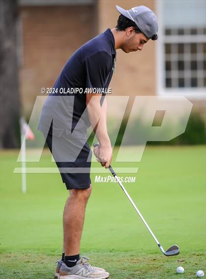 Thumbnail 1 in UIL 2A Golf Finals photogallery.