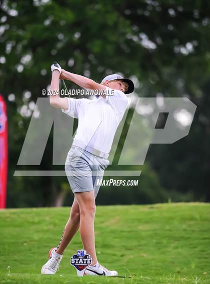 Thumbnail 2 in UIL 2A Golf Finals photogallery.