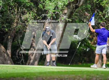 Thumbnail 3 in UIL 2A Golf Finals photogallery.