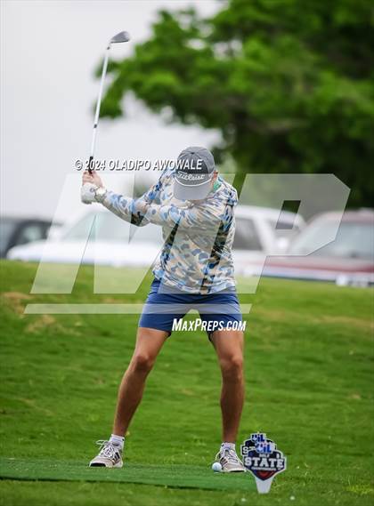 Thumbnail 2 in UIL 2A Golf Finals photogallery.