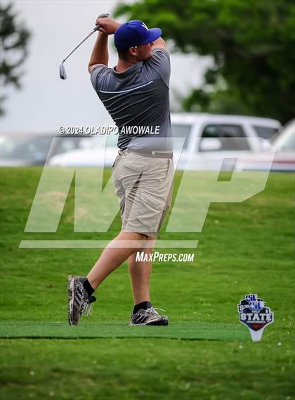 Thumbnail 3 in UIL 2A Golf Finals photogallery.