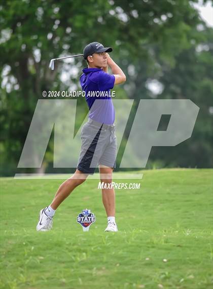Thumbnail 2 in UIL 2A Golf Finals photogallery.