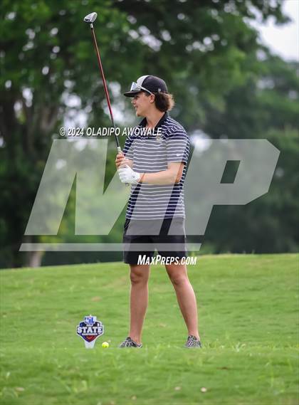 Thumbnail 1 in UIL 2A Golf Finals photogallery.