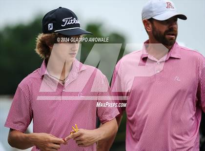 Thumbnail 2 in UIL 2A Golf Finals photogallery.