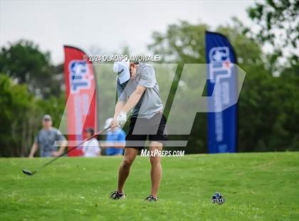Thumbnail 2 in UIL 2A Golf Finals photogallery.
