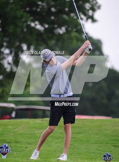 Thumbnail 2 in UIL 2A Golf Finals photogallery.