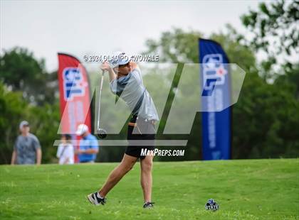 Thumbnail 2 in UIL 2A Golf Finals photogallery.