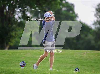 Thumbnail 2 in UIL 2A Golf Finals photogallery.