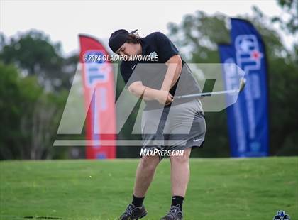 Thumbnail 3 in UIL 2A Golf Finals photogallery.