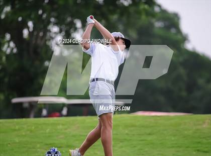 Thumbnail 1 in UIL 2A Golf Finals photogallery.