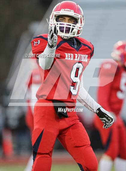 Thumbnail 1 in Cheektowaga vs. Hornell (NYSPHSAA Class B Quarterfinal) photogallery.