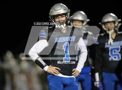 Thumbnail 2 in Salem @ Freeburg photogallery.