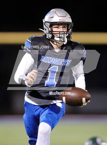 Thumbnail 3 in Salem @ Freeburg photogallery.