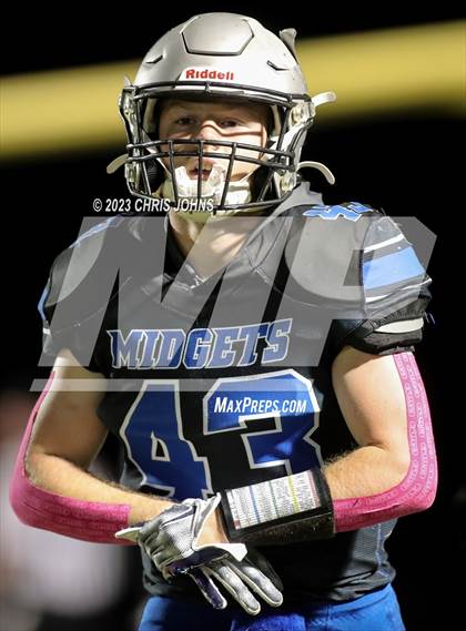Thumbnail 1 in Salem @ Freeburg photogallery.