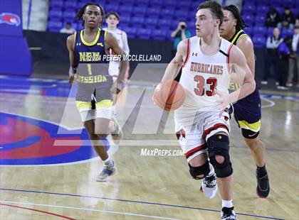 Thumbnail 1 in Hoosac Valley vs. New Mission (MIAA Division 5 Final) photogallery.