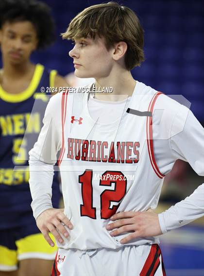 Thumbnail 1 in Hoosac Valley vs. New Mission (MIAA Division 5 Final) photogallery.