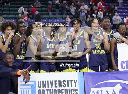 Thumbnail 1 in Hoosac Valley vs. New Mission (MIAA Division 5 Final) photogallery.