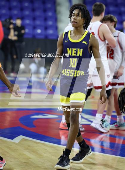 Thumbnail 2 in Hoosac Valley vs. New Mission (MIAA Division 5 Final) photogallery.